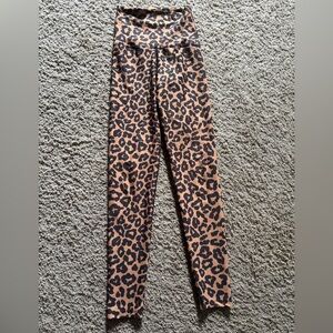 Beach Riot leopard leggings